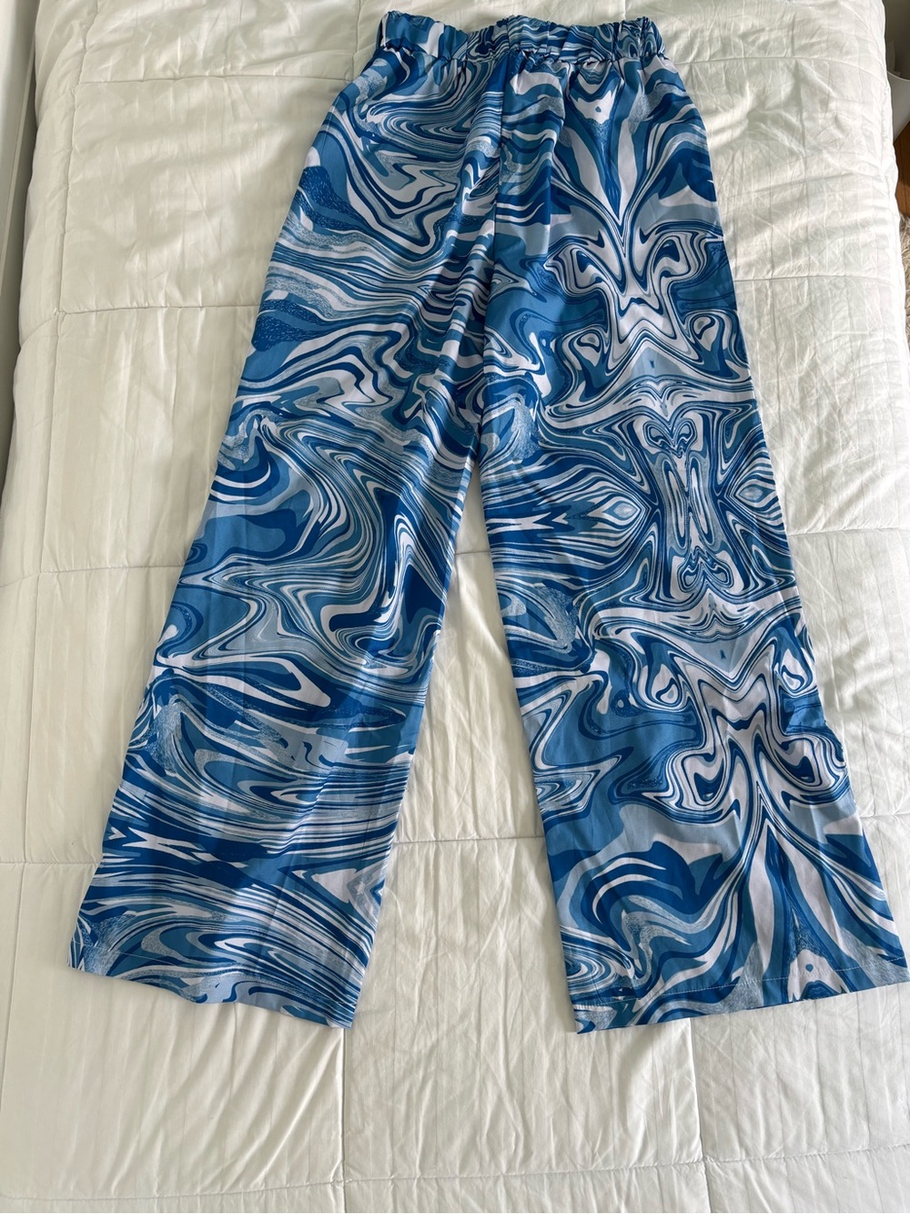 SHEIN Blue Marble-Print Wide Leg Pants